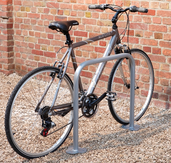 MOTTEZ - 2 range vélos platine - carré 92xH70cm tube Ø40mm - B143C2CAR